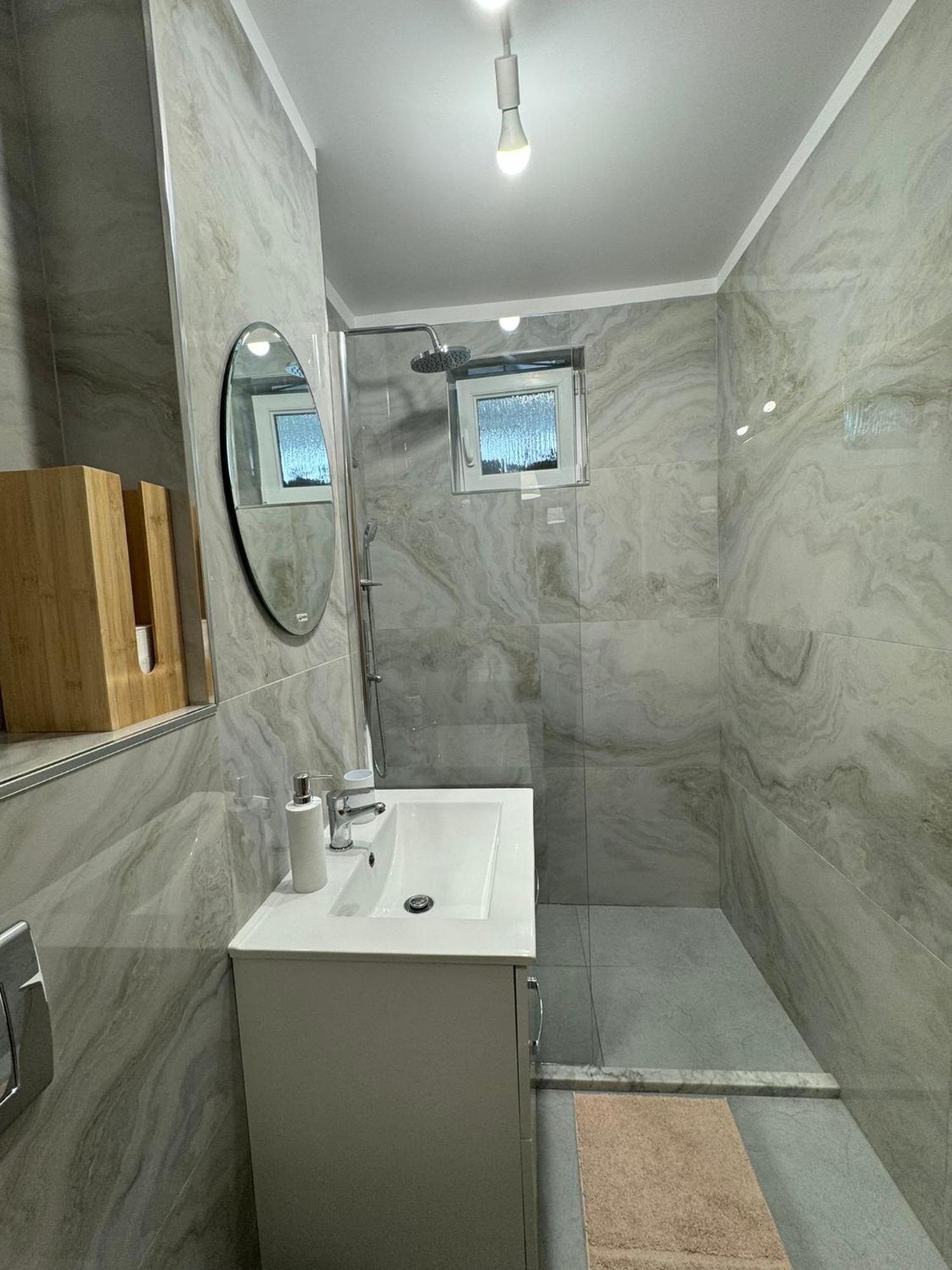 Apartament Central Râmnicu Vâlcea Exterior foto